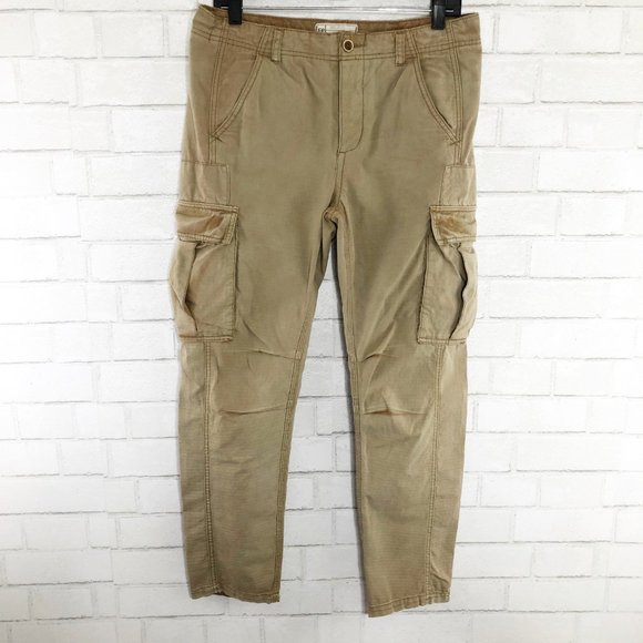 button fly cargo pants